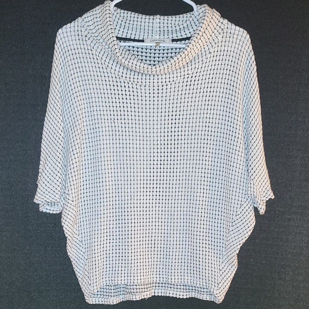 Laila Jayde Cream Knit Women's Blouse